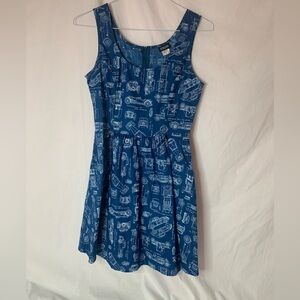 Retrolicious women’s mini dress sizeM car patterns pockets back zipper tank top